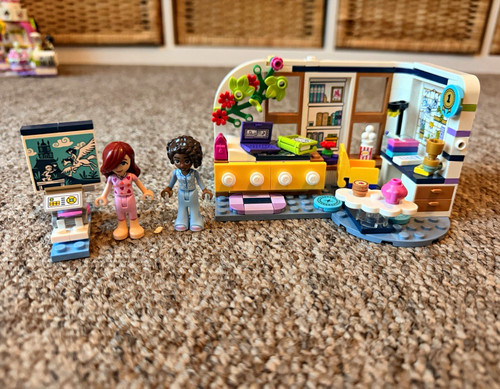 Lego friends aliya - aliya's, room