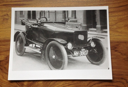 Print showing early 1910s - showing,