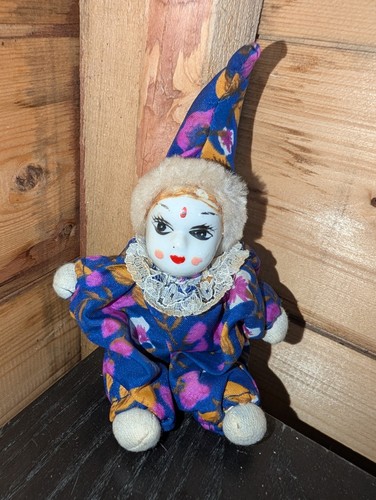 Small haunted doll brenda - small,