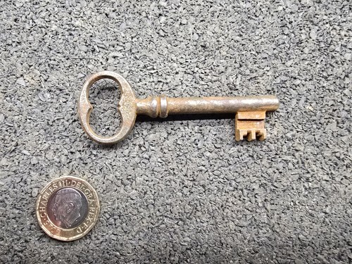 Old antique vintage - vintage, keys