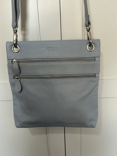 Osprey light blue leather - light,