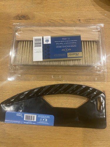 Paper hanging brush and - paper,