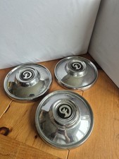 3 x  DAIMLER CHROME HUB CAPS  SOVERIGN ETC GENUINE  ORIGINAL   9 INCH DIAMETER