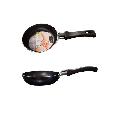 One egg frying pan - one,