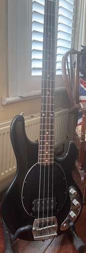 Ernie ball music - music, man