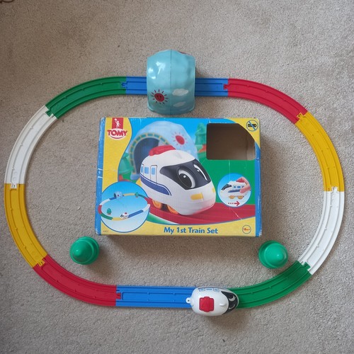 Vintage tomy first - vintage, train