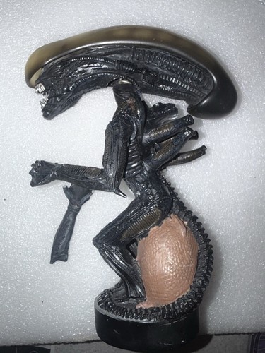 Neca head knockers alien - head,