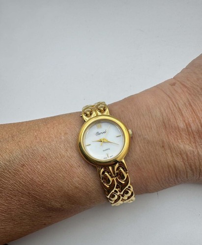 Vintage gold carvel - watch, 7"