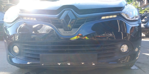 Renault clio mk4 door hatch - renault,