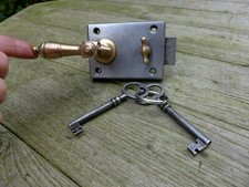 ANTIQUE VINTAGE DOOR LOCK