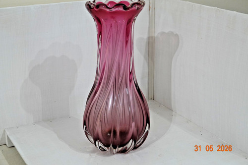 Beautiful twisted glass rose