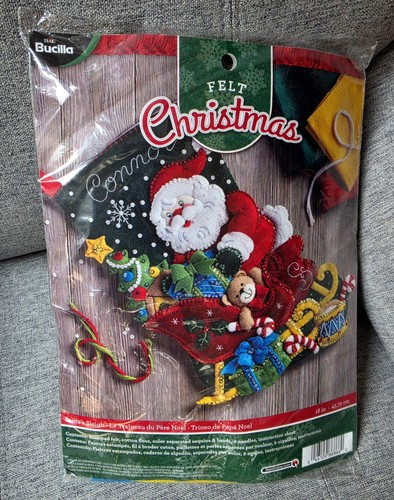 Plaid bucilla felt christmas - plaid,