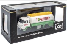 IXO TRU016, 1974 SAVIEM SM8