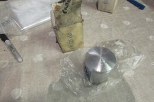 1980 1981 1983 NOS SUZUKI RM125 2ND OVERSIZE PISTON 12110-14111-050 WR