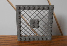OLD DARK GREY 8x8 modified plate, grille, lattice LEGO Vintage Legoland 4151 x1