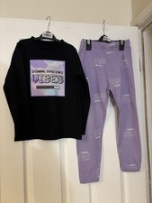 Boys Purple Downloading Vibes