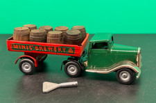 RARE Tri-ang Minic Brewery