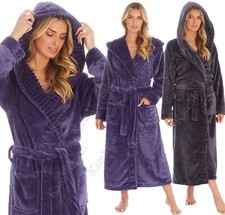 LADIES DRESSING GOWN SOFT AND