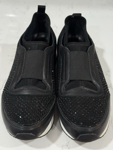 Donald pliner size 7 - j.,