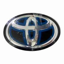 TOYOTA PRIUS FRONT BUMPER