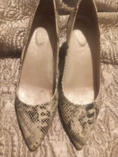 Lovely Ladies Snakeskin