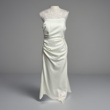 Bella Formals By Venus Wedding Dress Size 16