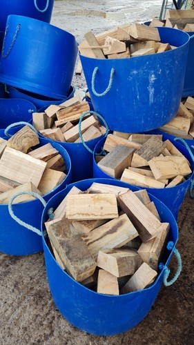 Oak firewood seasoned - big, bulk