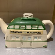  Blackpool Tram Ceramic Teapot With Lid In Green And Cream . RARE Vintage 