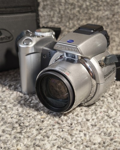 Konica minolta dimage - dimage, z2