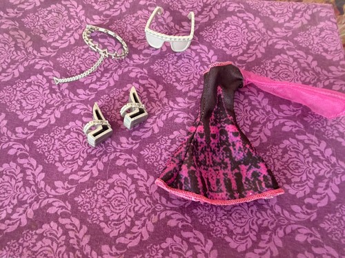 Monster high accessories - monster,