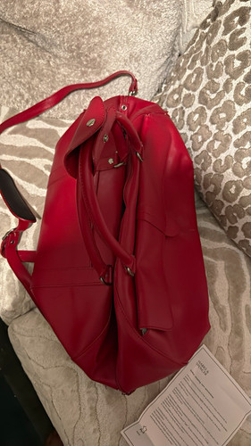 Red leather weekend - red,
