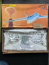 Mach 2 1/72 Vickers Valiant w/Blue Danube Nuke - #GP036 - *SEALED BAGS*