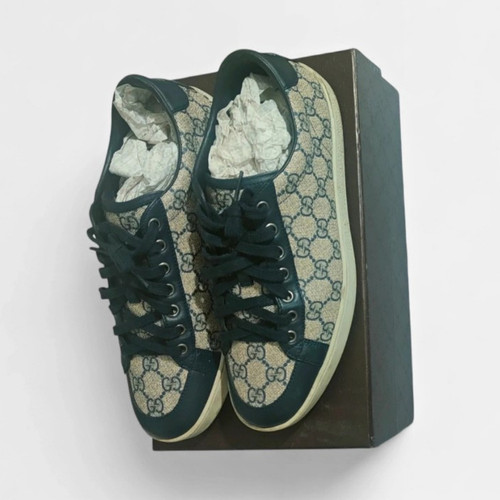 Gucci supreme low sneakers - gucci,