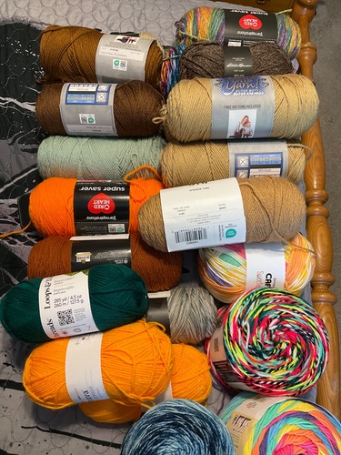 Skeins yarn lot - skeins, worsted