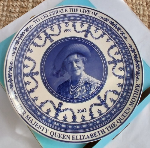 Wedgewood queen mother - mother, daily