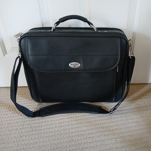 Antler black laptop - black,