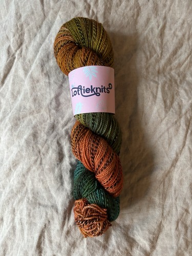 Lottie knits little - bird, sock
