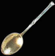 LOVELY HAND RAISED ARTS & CRAFTS STERLING SILVER PRESERVE SPOON by OMAR RAMSDEN