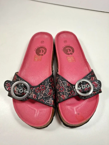 Red dead pink black - &,