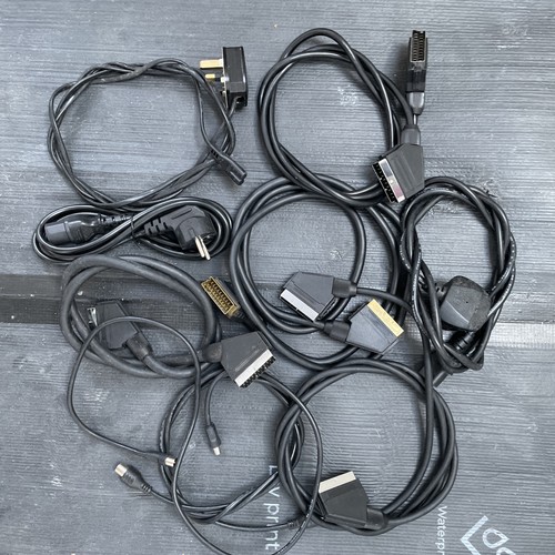 Job lot cables scart - job,