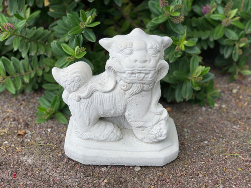 Stone garden chinese lion