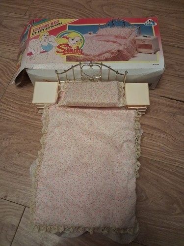 Vintage sindy luxury bed - vintage,