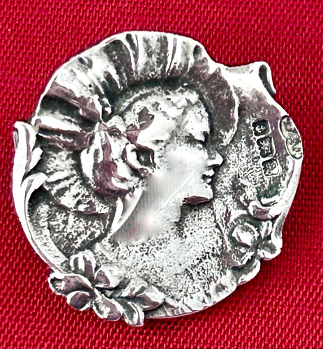 Fabulous medium antique - fabulous,