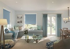 Twist and fit roller blind for