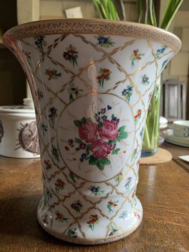 Vintage past times - vase, rococo