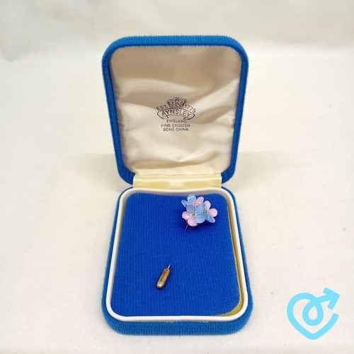 Glass flower stick pin - pin, brooch