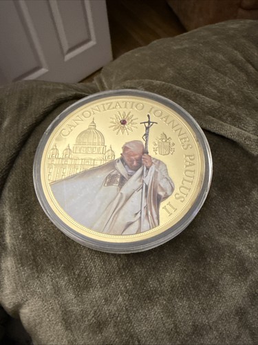 Large 70mm pope john - pope, paul