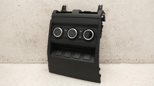 Land rover defender - land,