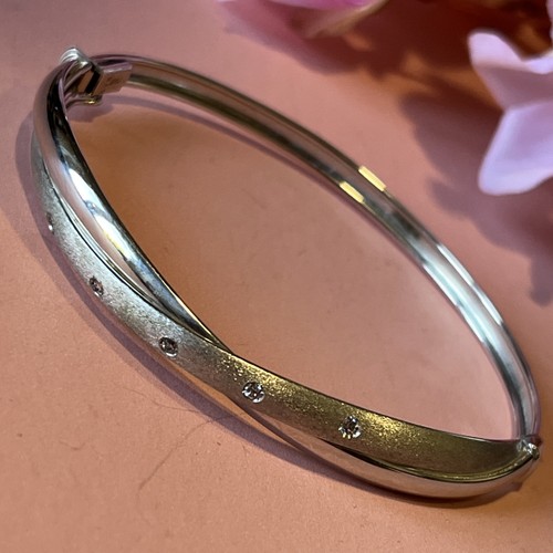9ct white gold crystal - gold,