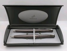 Warm Grey 2005 Parker Latitude